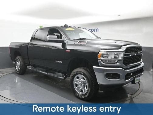 2022 RAM 2500 Big Horn Crew Cab 4x4 6'4' Box