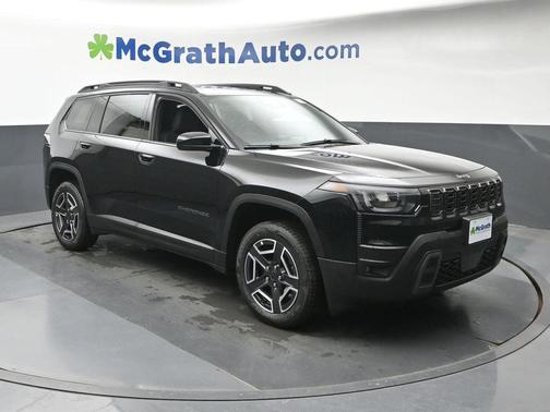Diamond Black Crystal Pearlcoat 2026 Jeep Cherokee Laredo 4x4