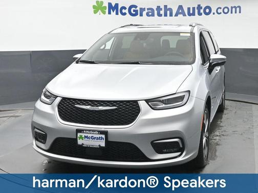 2026 Chrysler Pacifica L