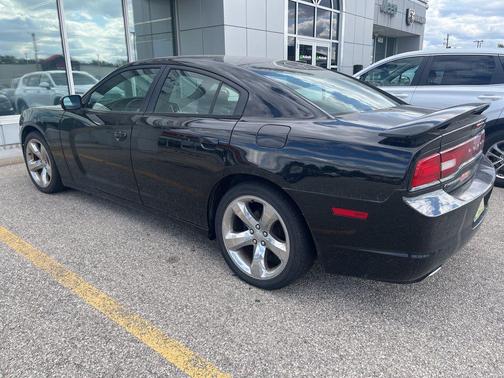2014 Dodge Charger SE