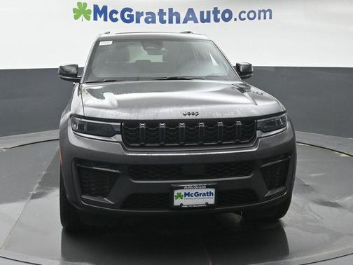 2026 Jeep Grand Cherokee Altitude