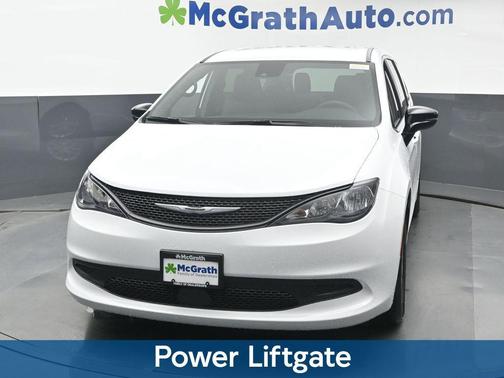 2026 Chrysler Voyager LX