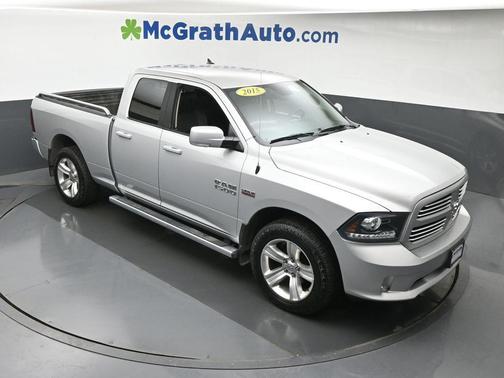 Brilliant Black Crystal Pearlcoat 2015 RAM 1500 Sport