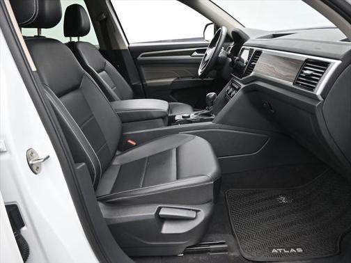 2023 Volkswagen Atlas 3.6L SE w/Technology