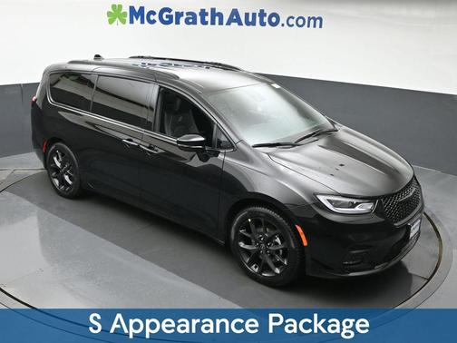 2026 Chrysler Pacifica L