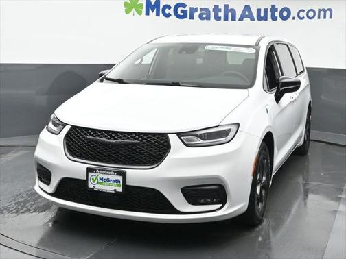 2024 Chrysler Pacifica Hybrid S Appearance Pkg