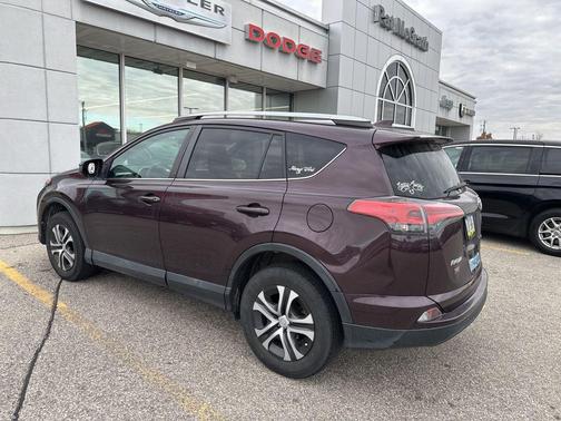2017 Toyota RAV4 LE