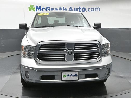 Bright Silver Metallic Clearcoat 2016 RAM 1500 Big Horn