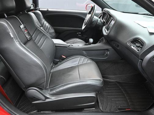 2015 Dodge Challenger SRT Hellcat