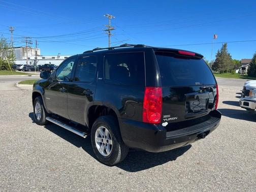 BLACK 2010 GMC Yukon SLT