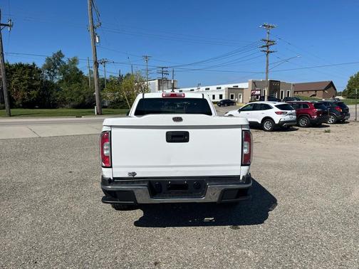 2016 GMC Canyon Base