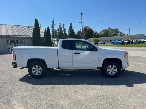 2016 GMC Canyon Base