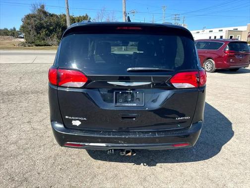 2017 Chrysler Pacifica Limited