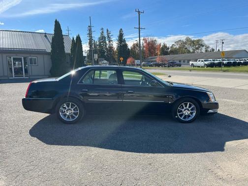 2009 Cadillac DTS Platinum