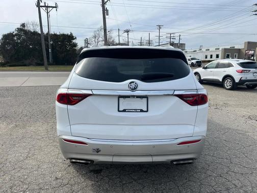 Summit White 2022 Buick Enclave FWD Essence