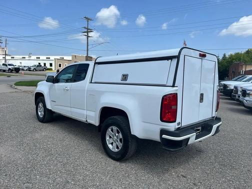 Summit White 2017 Chevrolet Colorado WT