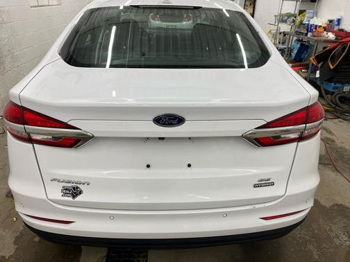 2020 Ford Fusion Hybrid SE