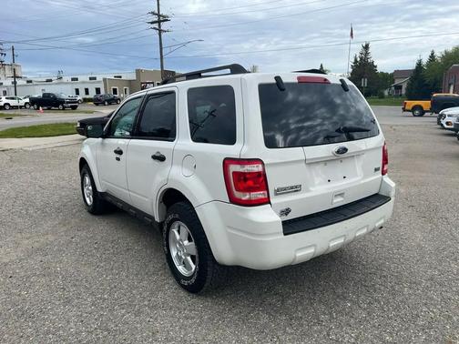 WHITE 2012 Ford Escape XLT