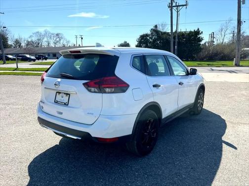 2017 Nissan Rogue S