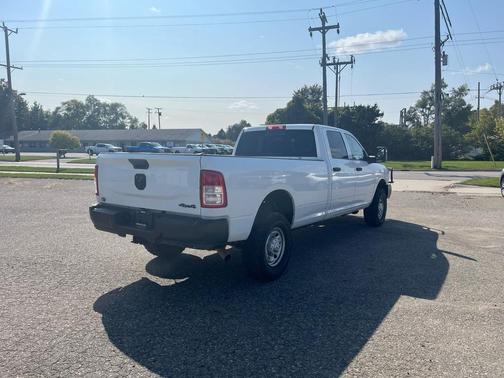 2023 RAM 2500 Tradesman Crew Cab 4x4 8' Box