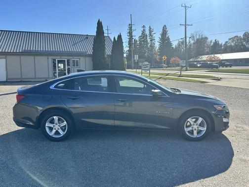 Shadow Gray Metallic 2019 Chevrolet Malibu 1LS