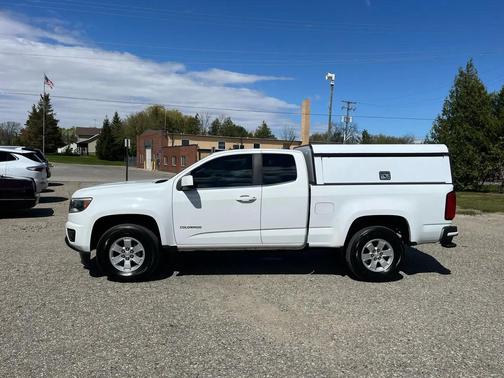 Summit White 2017 Chevrolet Colorado WT