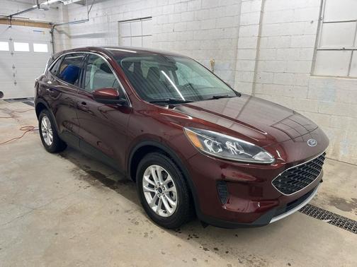 2021 Ford Escape SE