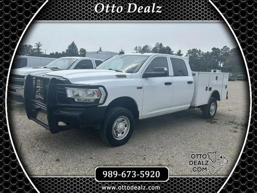 Bright White Clearcoat 2022 RAM 2500 Tradesman Crew Cab 4x4 8' Box