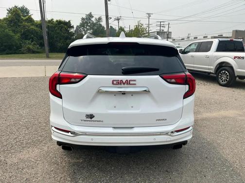 Summit White 2019 GMC Terrain Denali