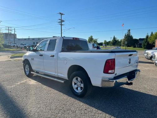Bright White Clearcoat 2018 RAM 1500 Tradesman