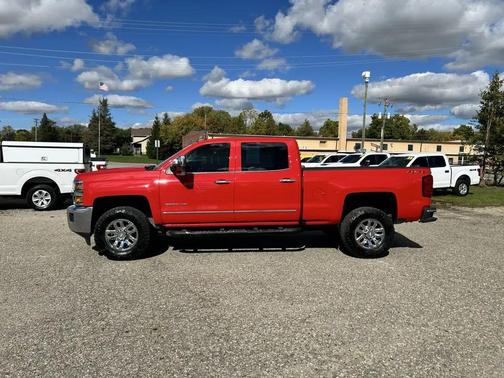 RED 2018 Chevrolet Silverado 2500 LTZ