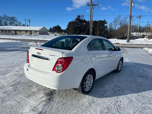 2015 Chevrolet Sonic LT