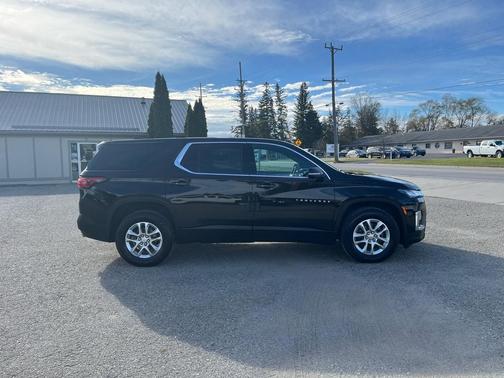 2022 Chevrolet Traverse LS