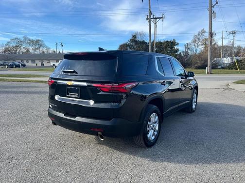 2022 Chevrolet Traverse LS
