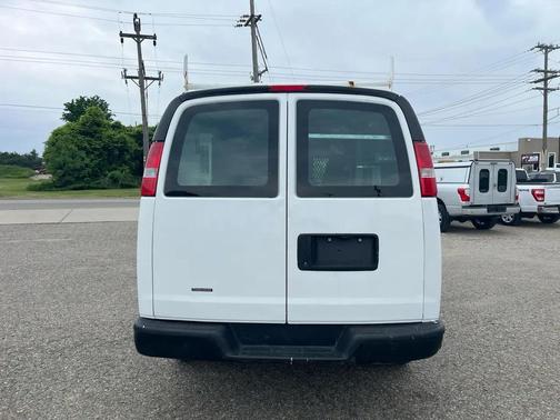 Summit White 2016 GMC Savana 2500 Work Van