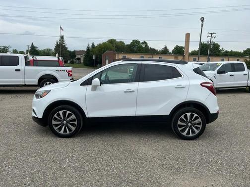 WHITE 2022 Buick Encore Preferred