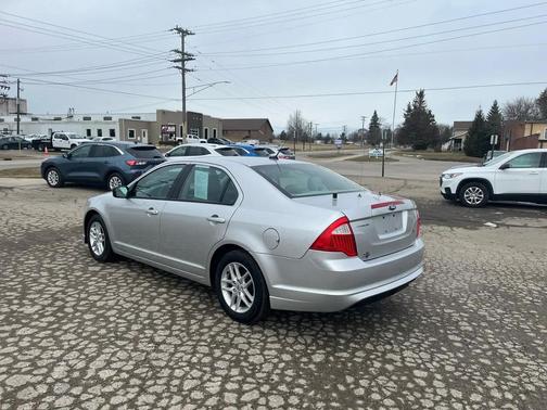 2012 Ford Fusion S