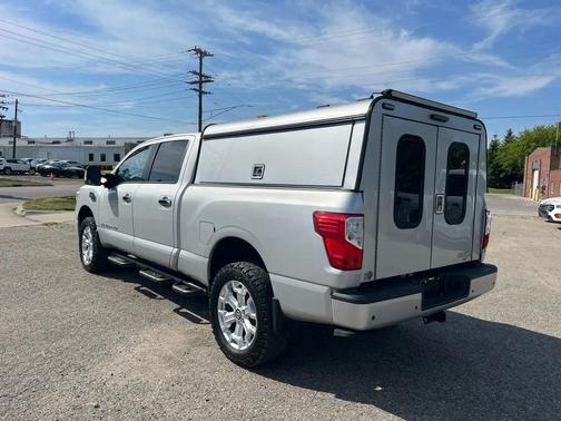 Brilliant Silver Metallic 2021 Nissan Titan XD SV