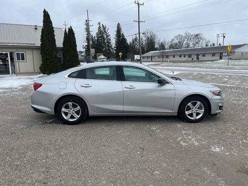 2022 Chevrolet Malibu 1LS