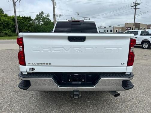 Summit White 2024 Chevrolet Silverado 2500 LT