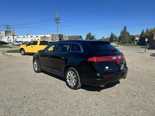 Black Velvet 2018 Lincoln MKT Reserve