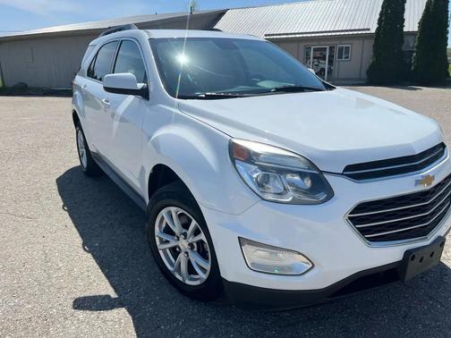 WHITE 2017 Chevrolet Equinox 1LT