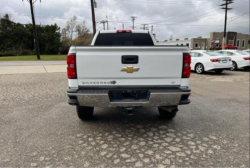 Summit White 2018 Chevrolet Silverado 2500 WT