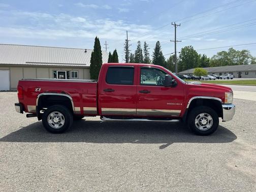 RED 2008 Chevrolet Silverado 2500 LT2 H/D Crew Cab