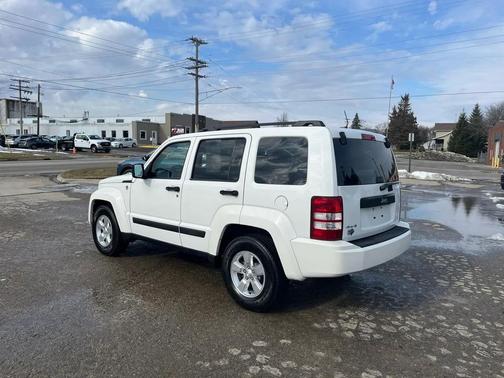 2010 Jeep Liberty Sport