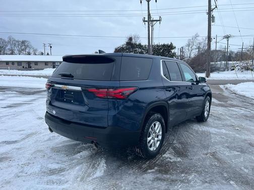 2022 Chevrolet Traverse LS