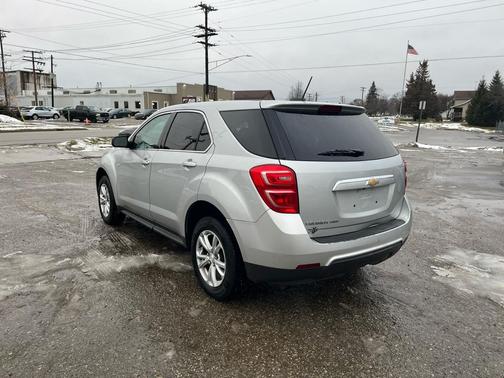 2017 Chevrolet Equinox LS