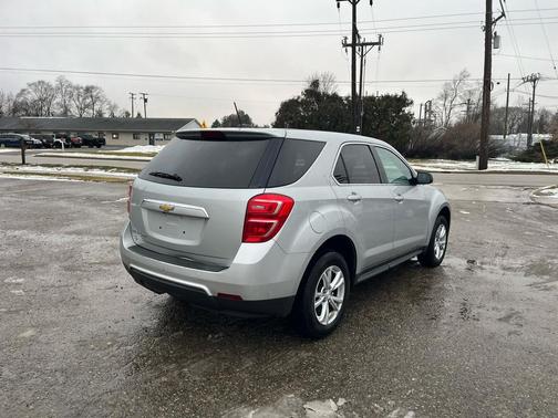 2017 Chevrolet Equinox LS