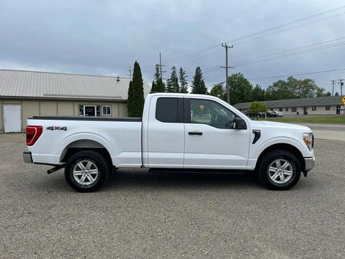 Oxford White 2021 Ford F-150 XL