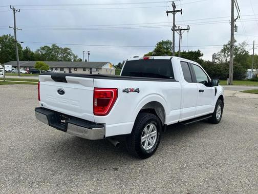 Oxford White 2021 Ford F-150 XL
